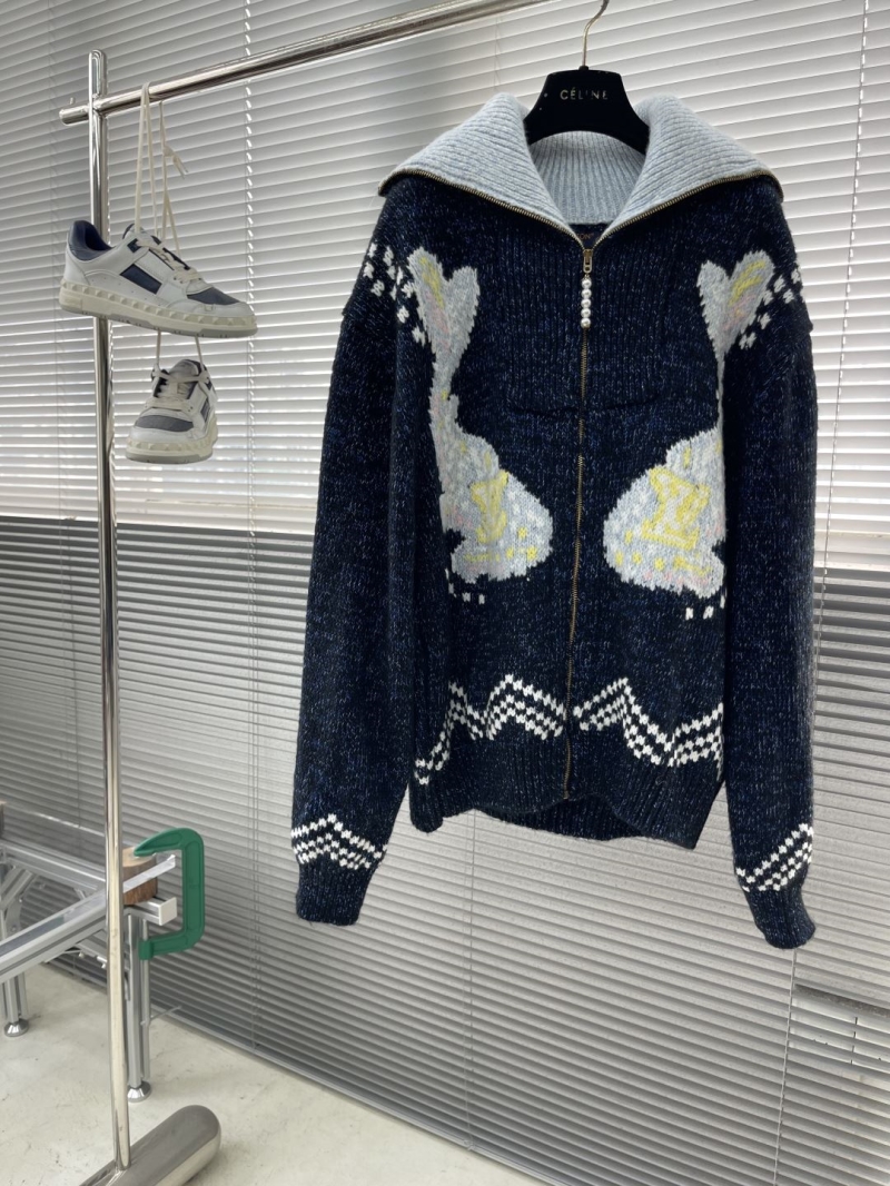 l0vis Vvtt0n outwear